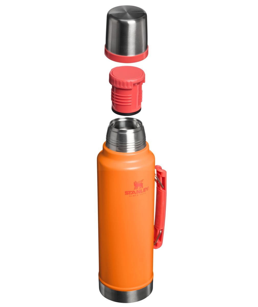 Náhled produktu - STANLEY Termoska The Legendary Classic Bottle 1,4 l/1.5QT Goldenrod Coral